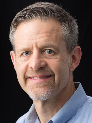 Dr. Thomas Mueller